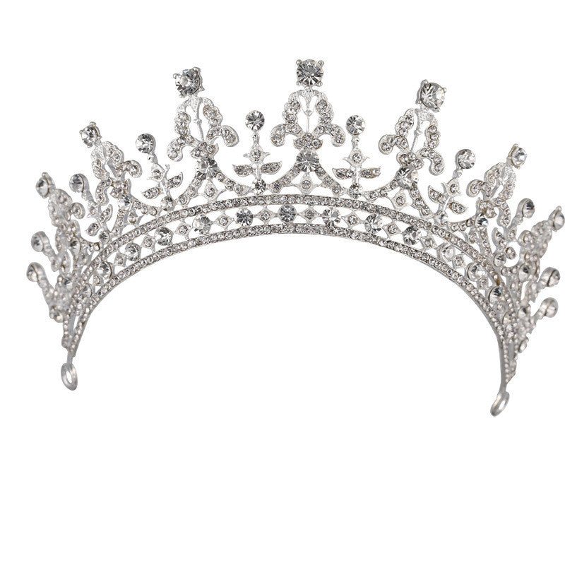 Married queen's hairstyle