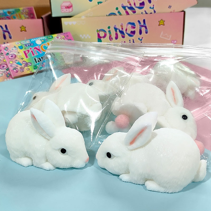 Simulation Giant White Rabbit Sof Chewy et Bouncy Fluffy White Rabbit Squeeze Toy