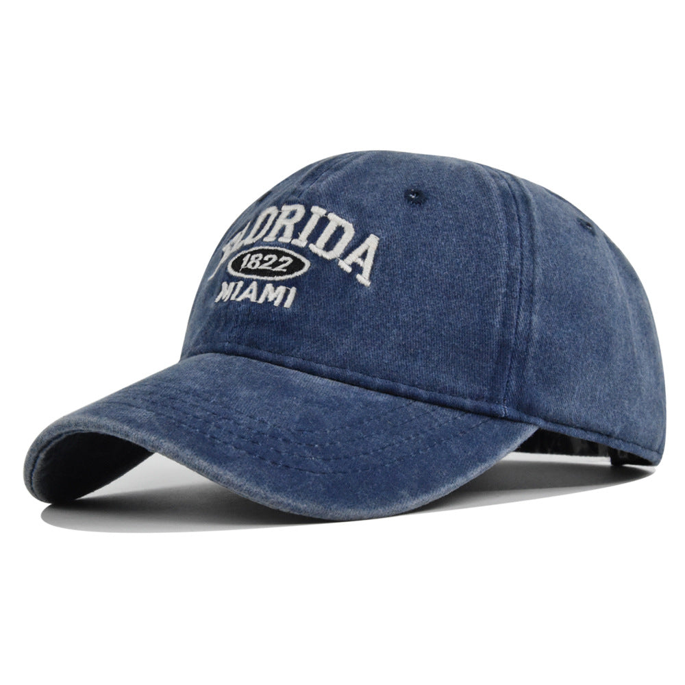 Casquette de baseball brodée versatile rétro