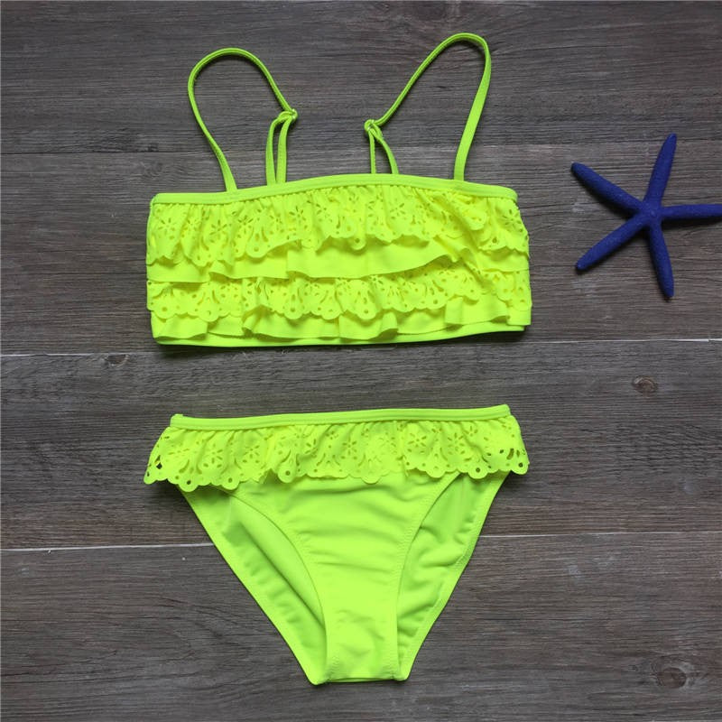 Maillot de bain bikini pour enfants Multicouche Ruffle Bikini Port de fille