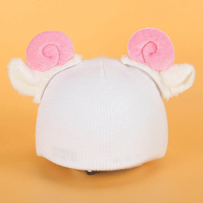 Mignon casque de dessin animé et couverture de chapeau