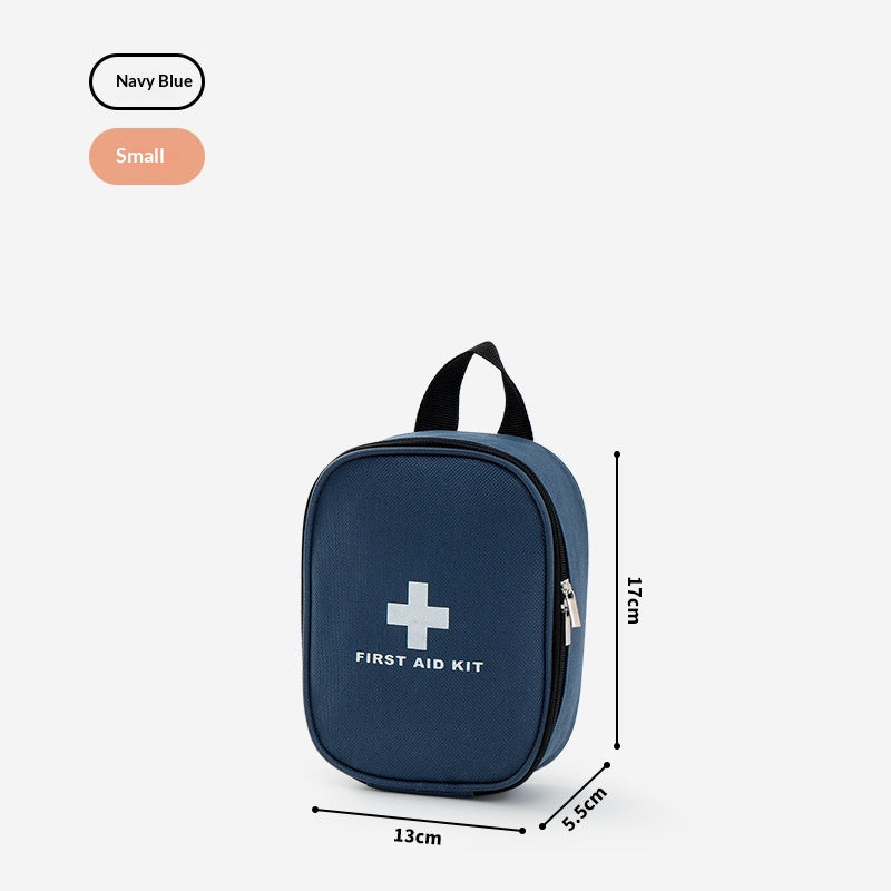 Sac de rangement en médecine portable à l'extérieur du ménage