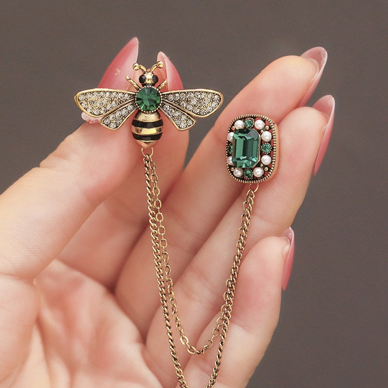 Little Bee Tassel Brooch Retro Personnalité Chain