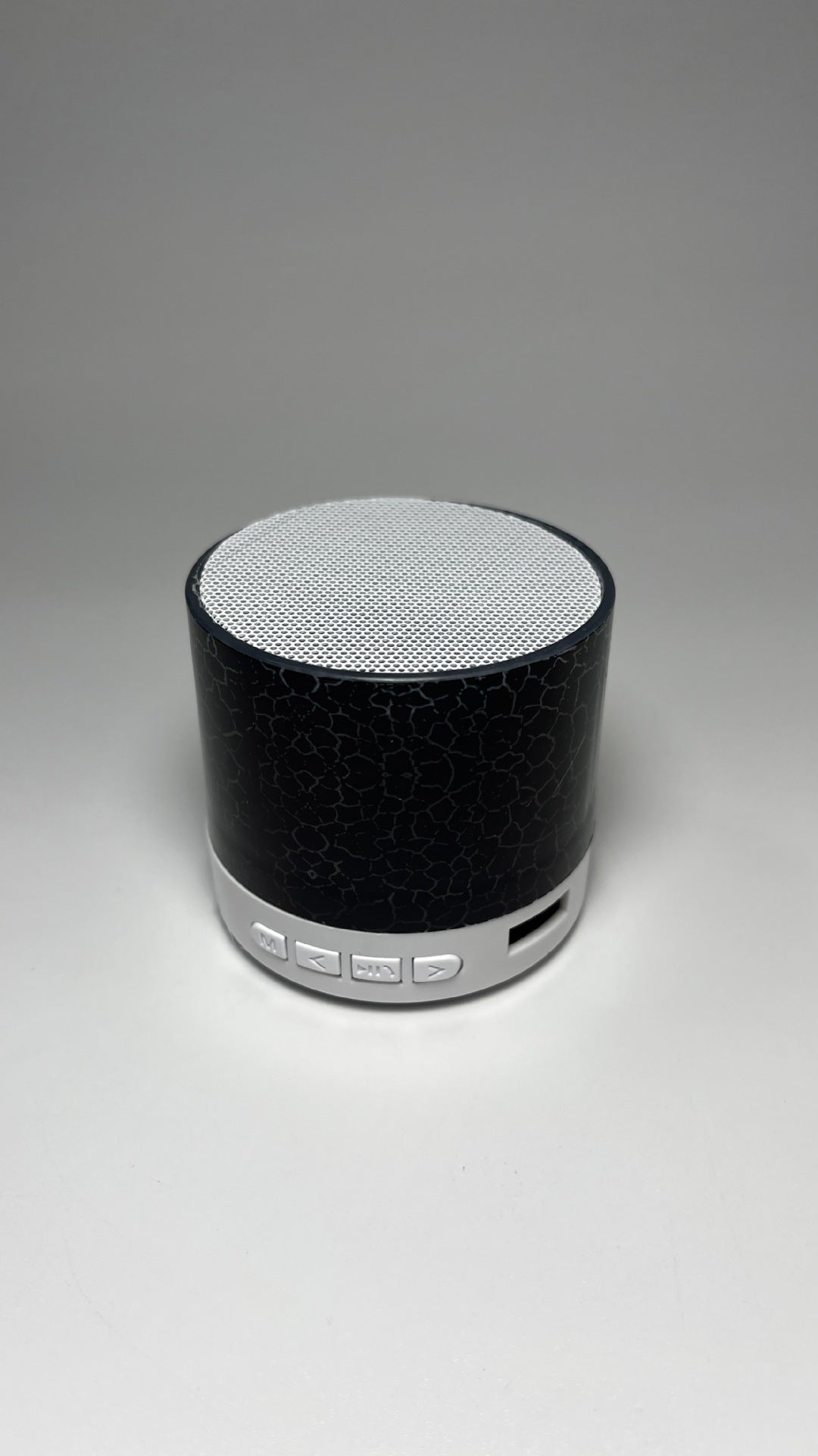 A9 Mini haut-parleur Bluetooth craqué - Portable sous-woofer avec lumière LED