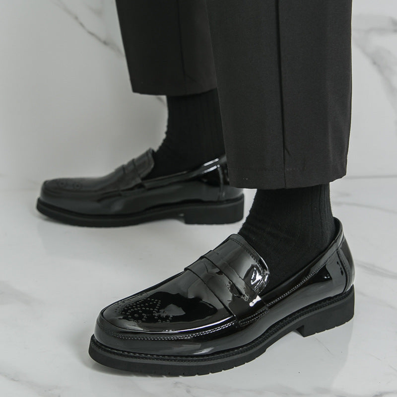 Chaussures en cuir sculpté d'automne pour hommes