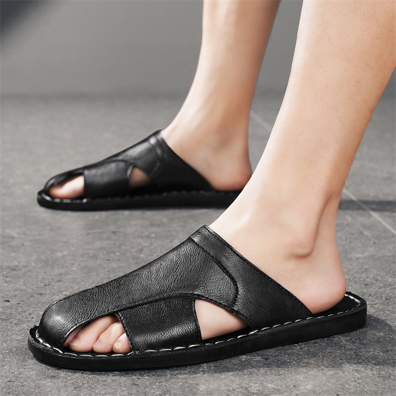 Sandales de plage pour hommes à la main
