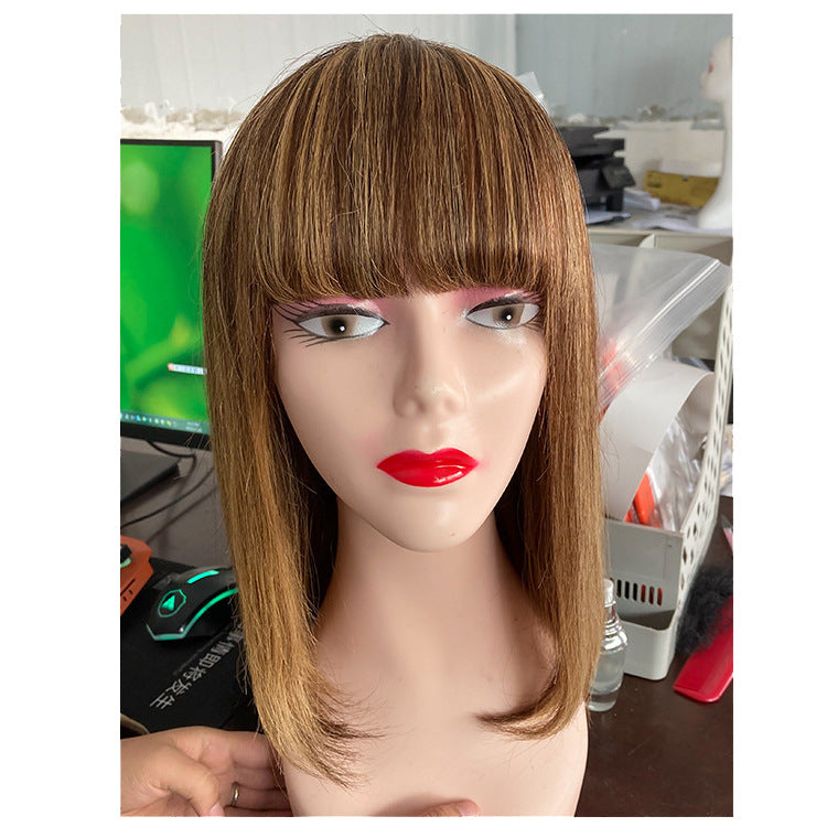 Short pour les femmes avec des bangs mécanisme cheveux réels