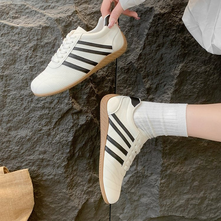 Flat Bottled Allemand chaussures de formation pour les femmes dans l'été de 2026