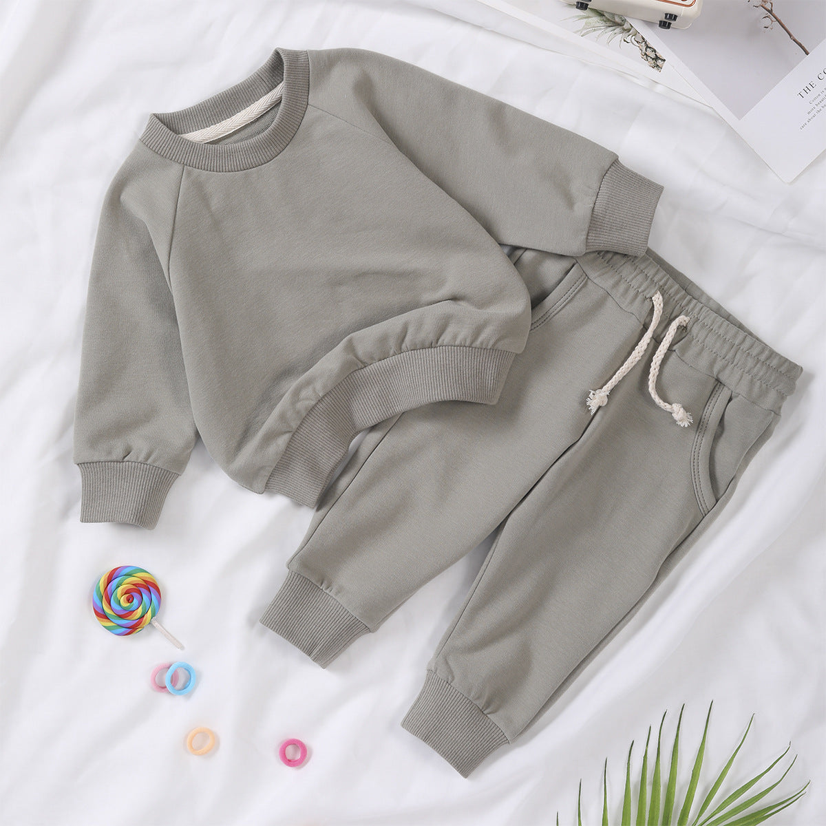 Chemise et pantalons pour enfants