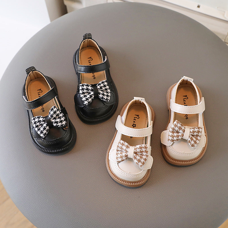 Chaussures de bébé en cuir synthétique antidérapant