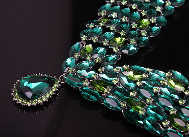 Ensemble de boucles d'oreilles en cristal collier africain