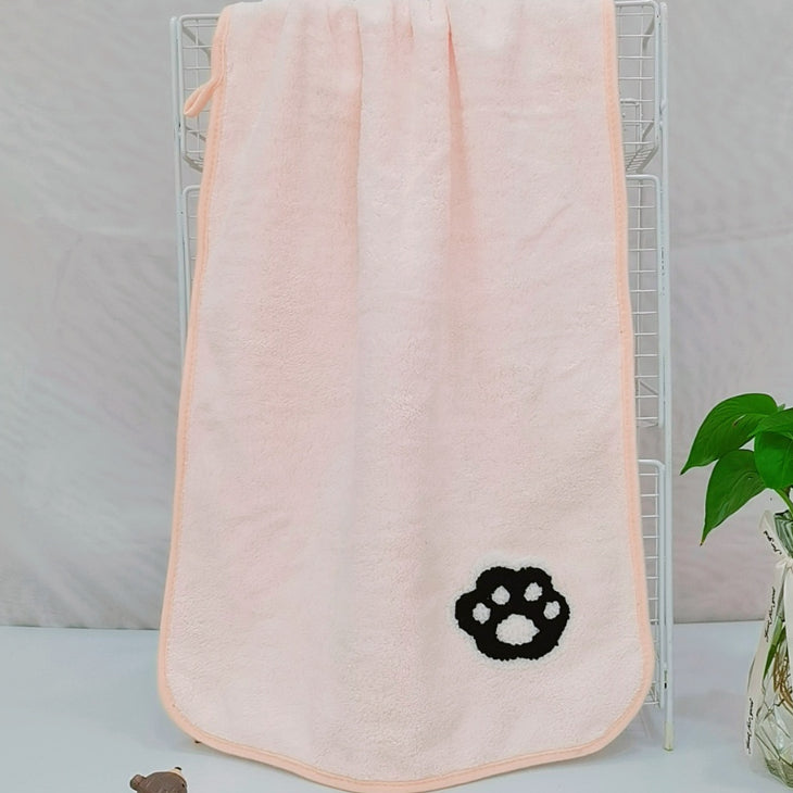 Coral Velvet Panda Broderie couvre doux et absorbant