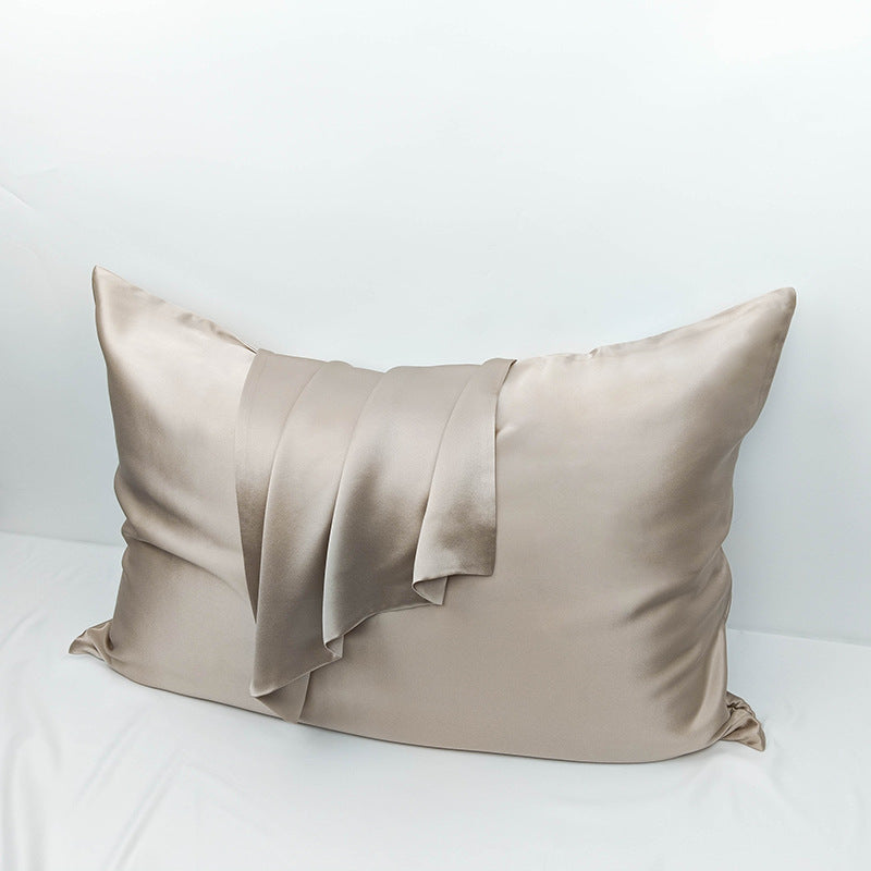 Coussin en soie à double face polyvalent de couleur unie