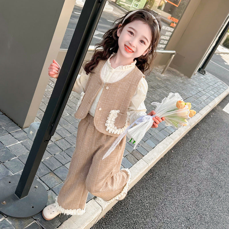 Chemise de Veste en dentelle et pantalons à jambes larges Ensemble de trois-pièces pour enfants