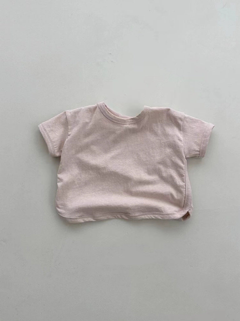 Versatile crew-neck short-sleeved top