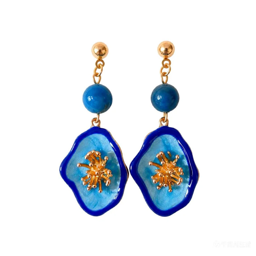 Retro Boucles d'oreilles de style court subtilement luxueuse et exsudant un sens de la sophistication