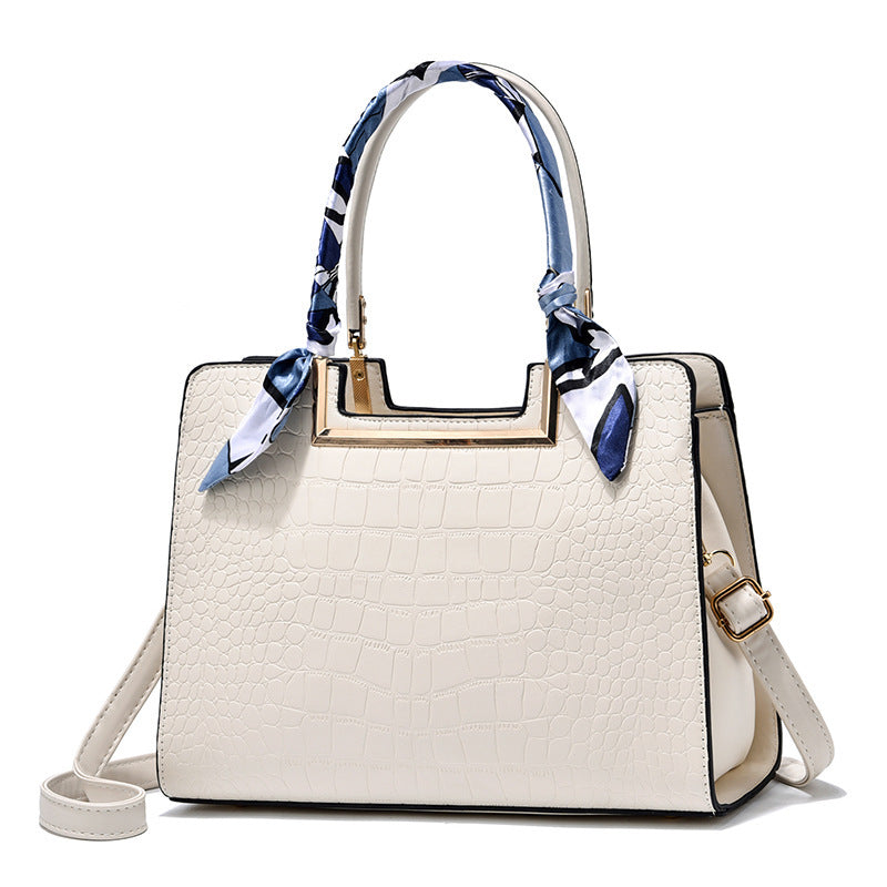 Sac transversal polyvalent de grande capacité