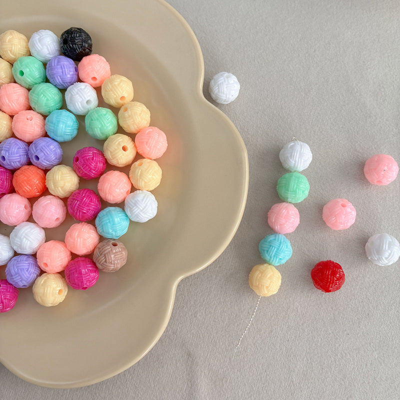 Perles d'espacement rond en acrylique texturé avec trou droit