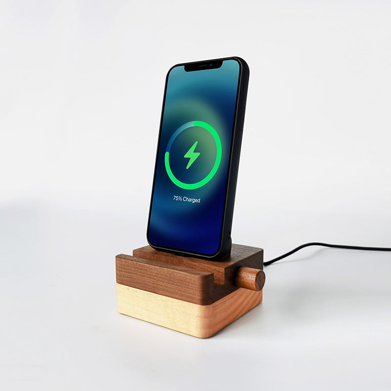 Base de recharge des téléphones portables en bois