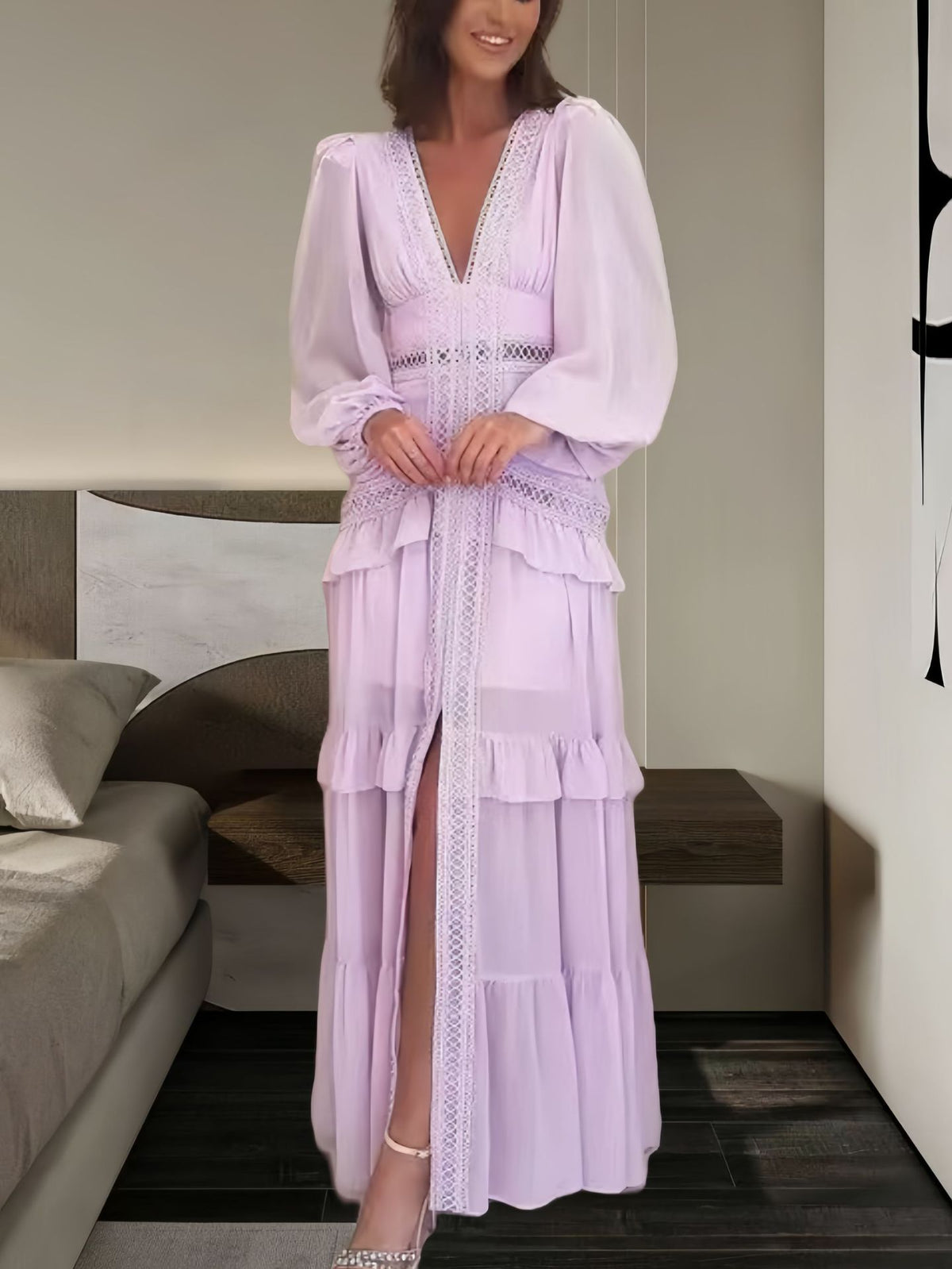 V-neck dress with hem and side slit