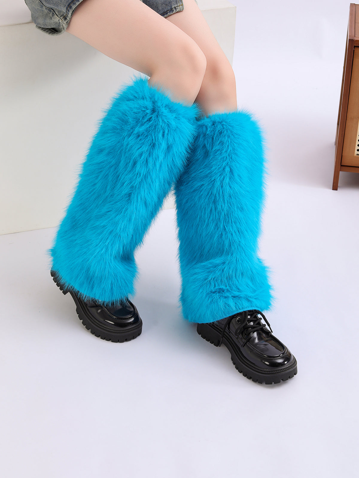 Filles Costumes Y2K femmes Outfit Accessory Faux Fur Fluffy Long Bottes Coffre-fort Fuzzy Le