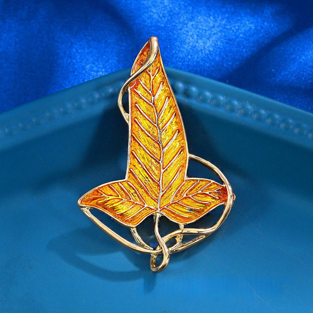 Broche à trois dimensions pour femmes