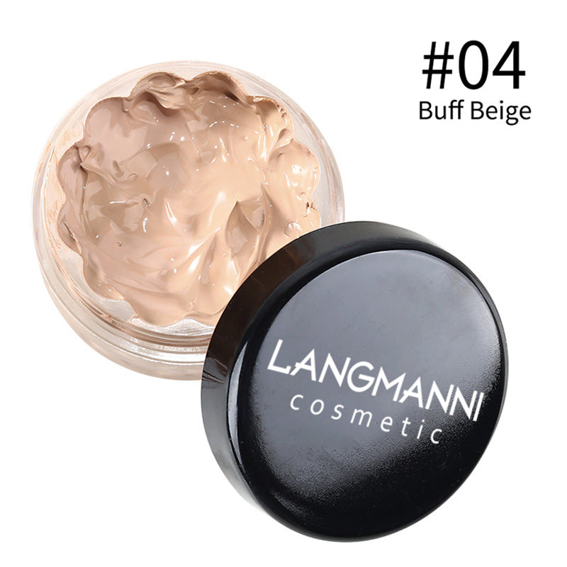 Fondation dans 12 nuances disponibles pour le maquillage