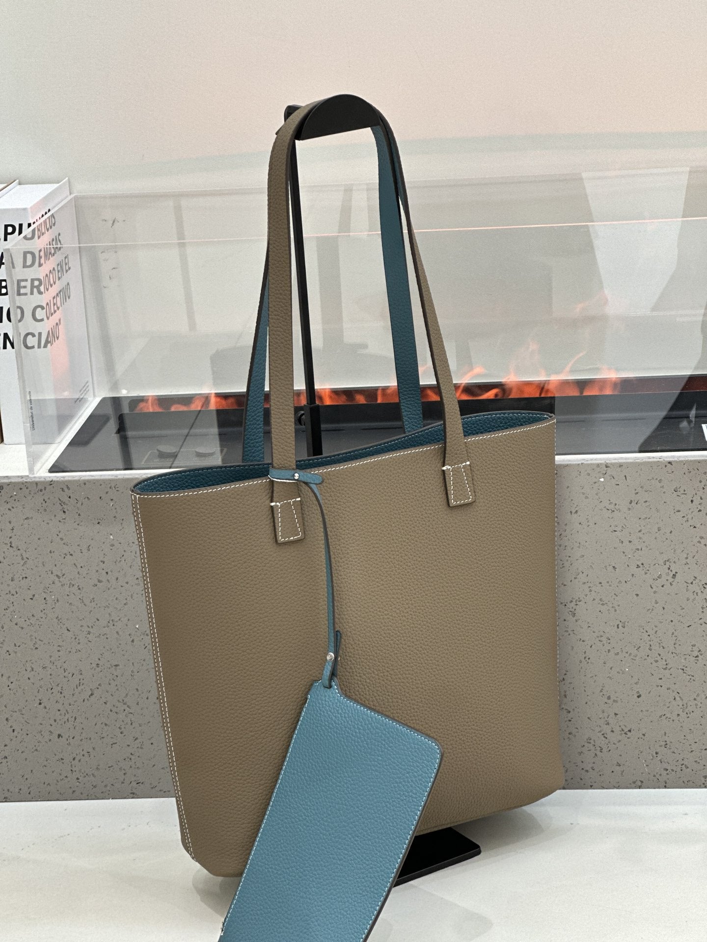 Sac à bandoulière double side style coréen TC Top Layer Sac à seau en cuir de vache Grande capacité ouverte