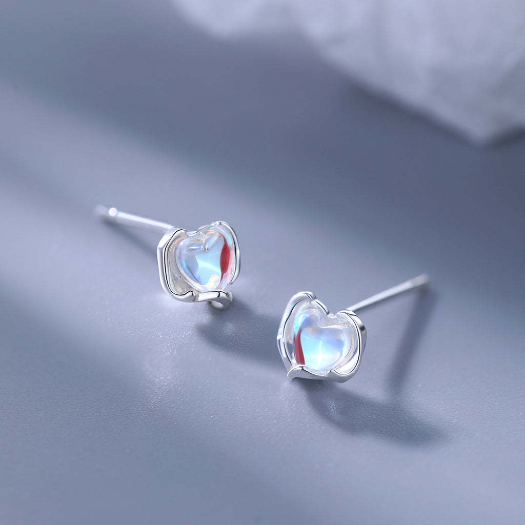 Boucles d'oreilles en forme de coeur en pierre de lune Niche et design pour les femmes