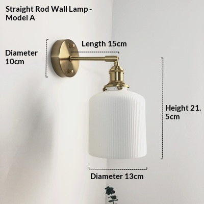 Lampe pendentif en céramique plissée en laiton