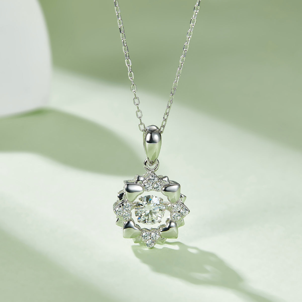 S925 Argent Sterling 0.5ct D Couleur VVS1 Collier pendentif fleur de Moissanite 45cm Platinum P