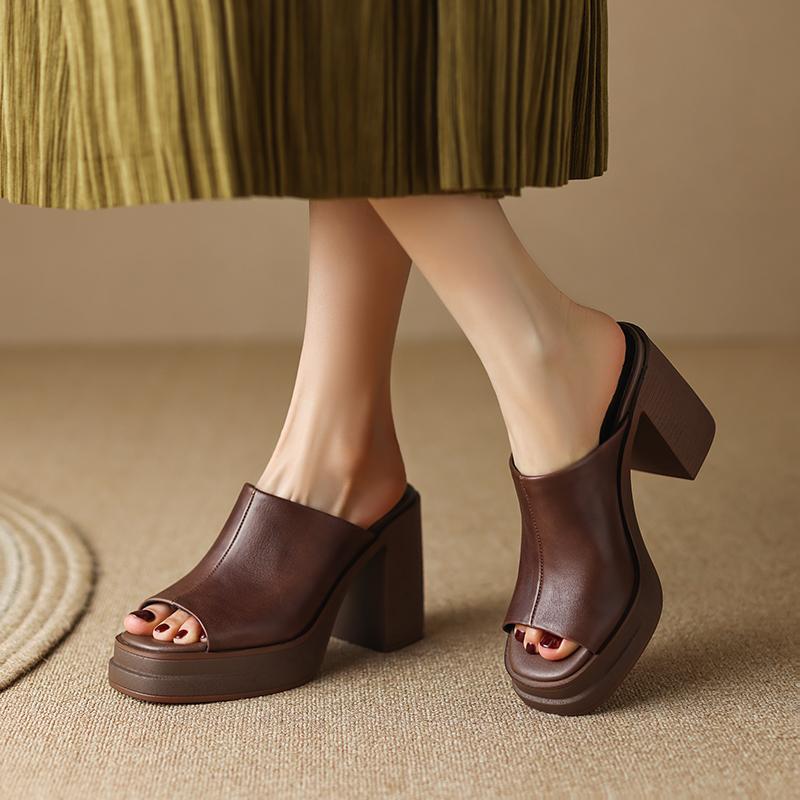 Vêtements de dessus Sandales à glissière à talons ultra-hauts avec une semelle épaisse