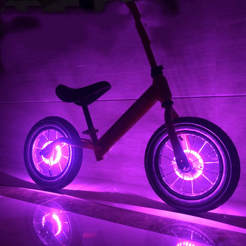Balance des enfants vélo fleur tambour vélo Wind Roller lumière de patinage USB