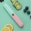 Couteau à deux fruits en un vert et rose. 1