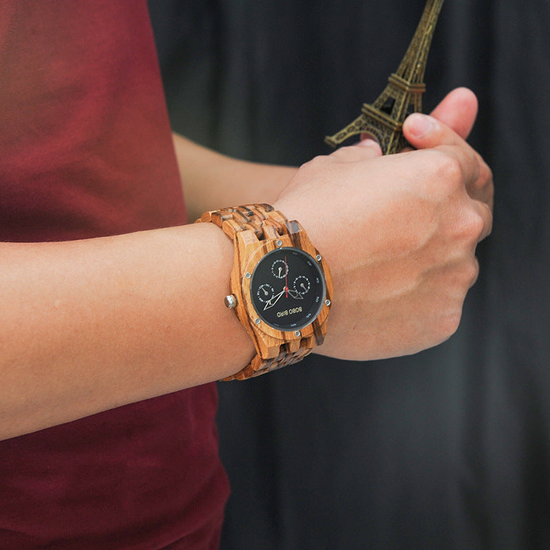 Montre Quartz de style pointeur en bois