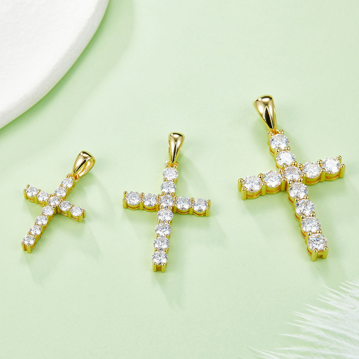 S925 Argent Sterling D Couleur VVS1 Moissanite Cross Pendentif Non Chaîne 1.6g Platine plaqué G