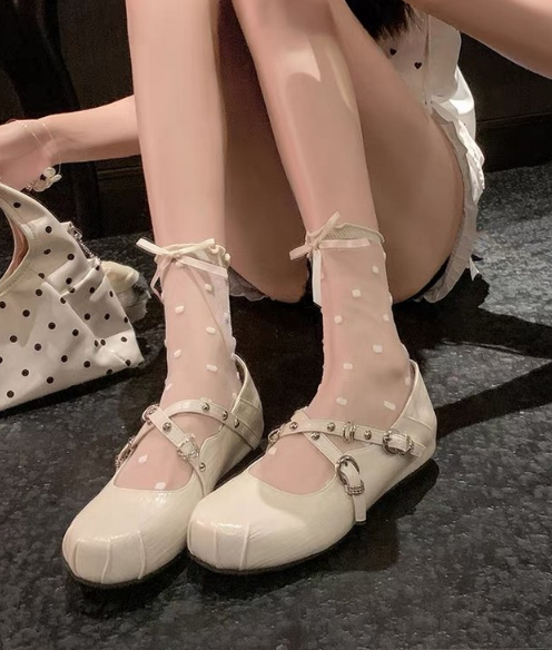 Femmes Soft Leather Mary Jane Chaussures Summer Punk Rivet Shallow Bouche Slip Sur Ballet Français F