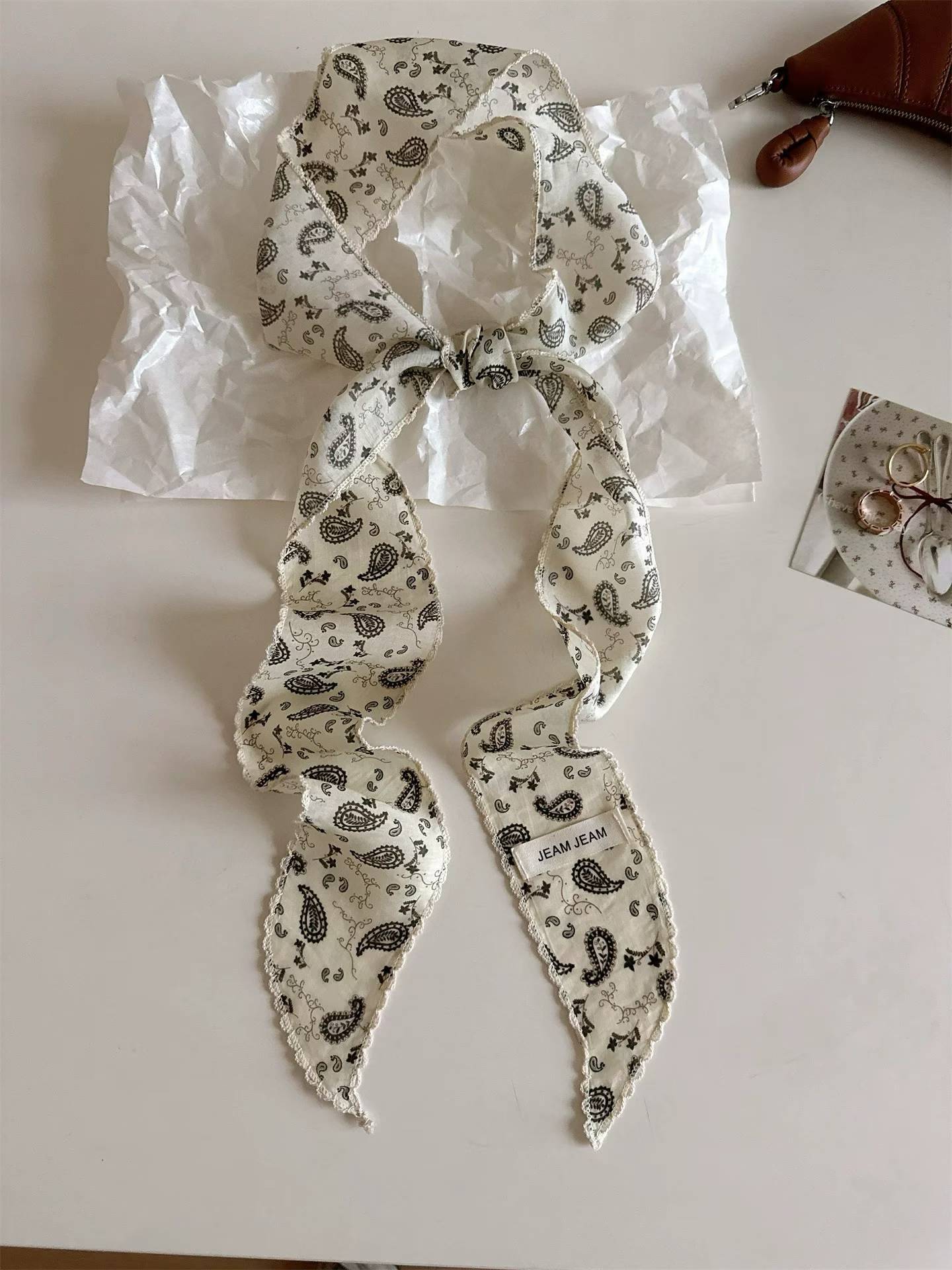 Style coréen Rétro Floral longue écharpe en soie