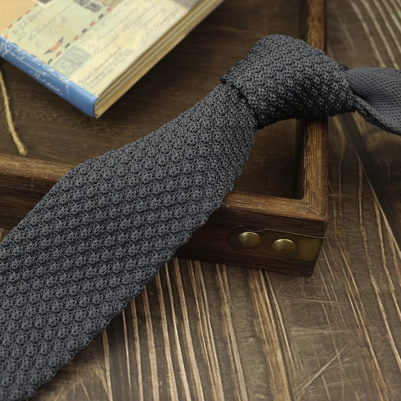 Narrow Woolen College Style Tie tricotée pour les hommes et les femmes