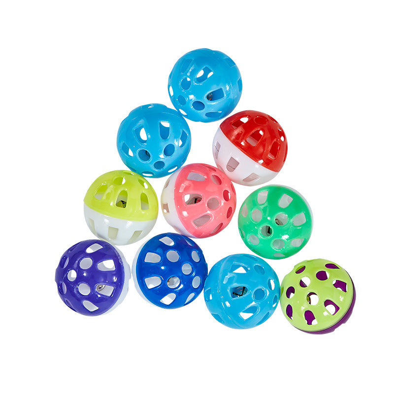 Jouet de chat d'animal Équipement de sonorisation interactive Bell en plastique Hollow Out