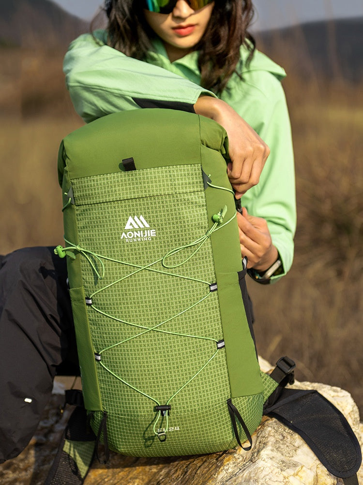 Randonnée 24L Sac d'alpinisme extérieur Hommes et femmes Grande capacité