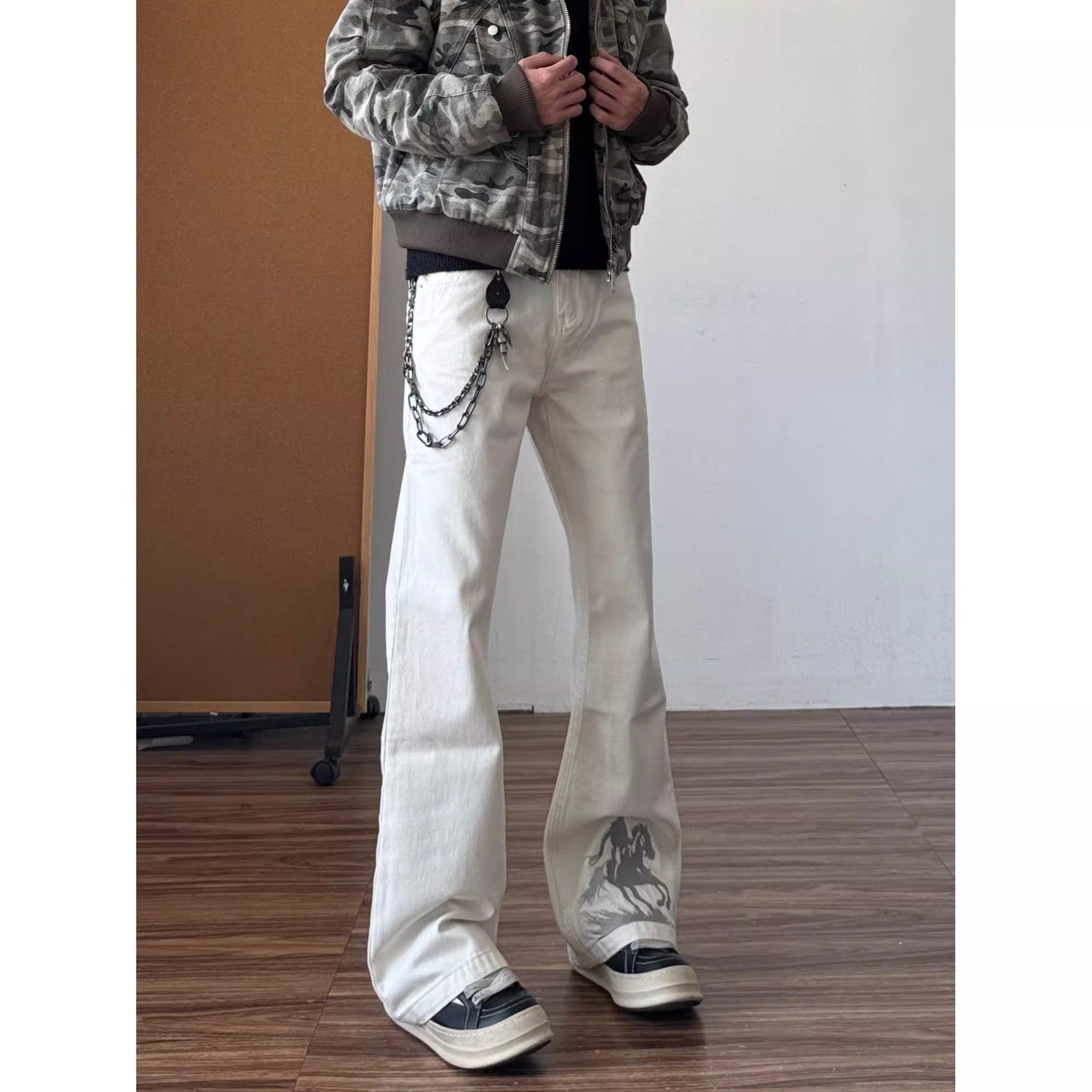 Jeans vintage de style américain brodés blanc pour hommes