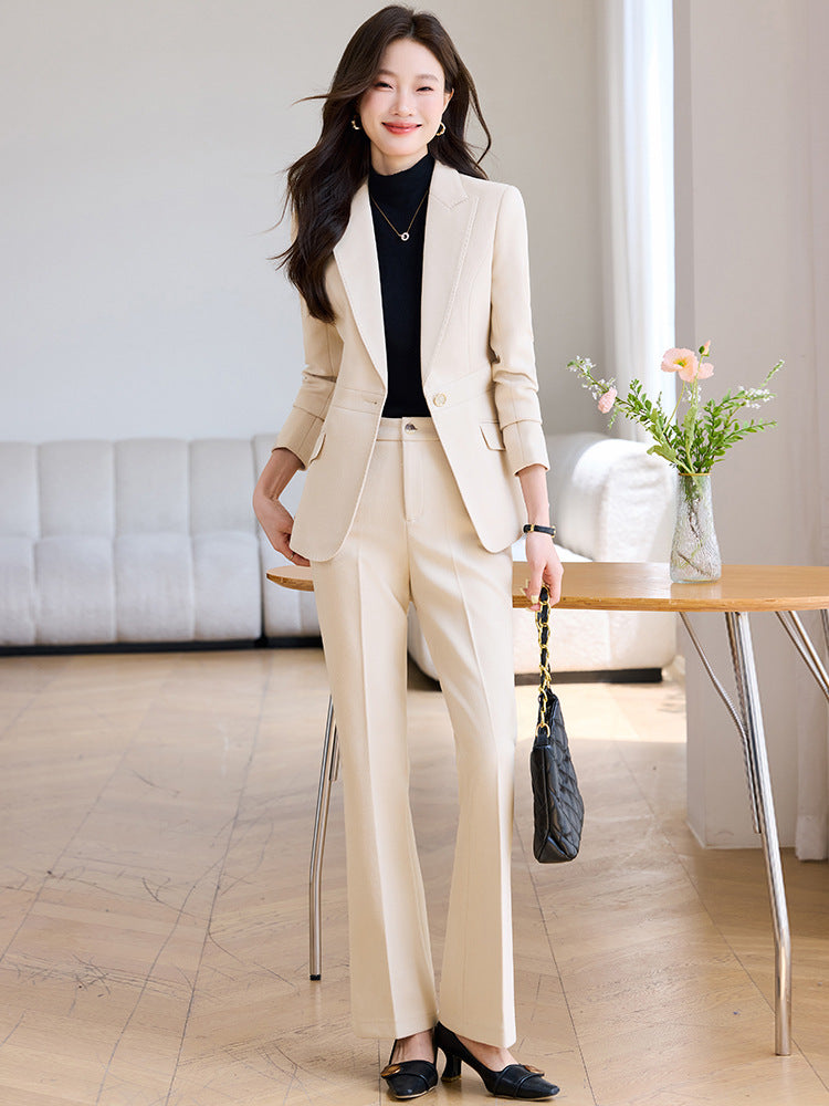 Blazer pour le transport d'un élégant uniforme d'usure formelle