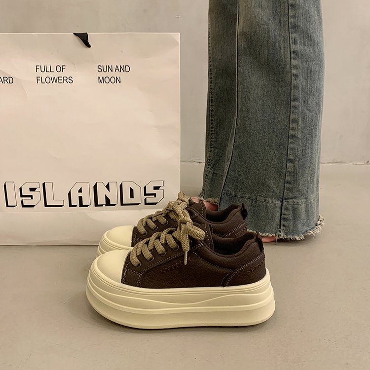 Chaussures de la plate-forme supérieure noire pour femmes