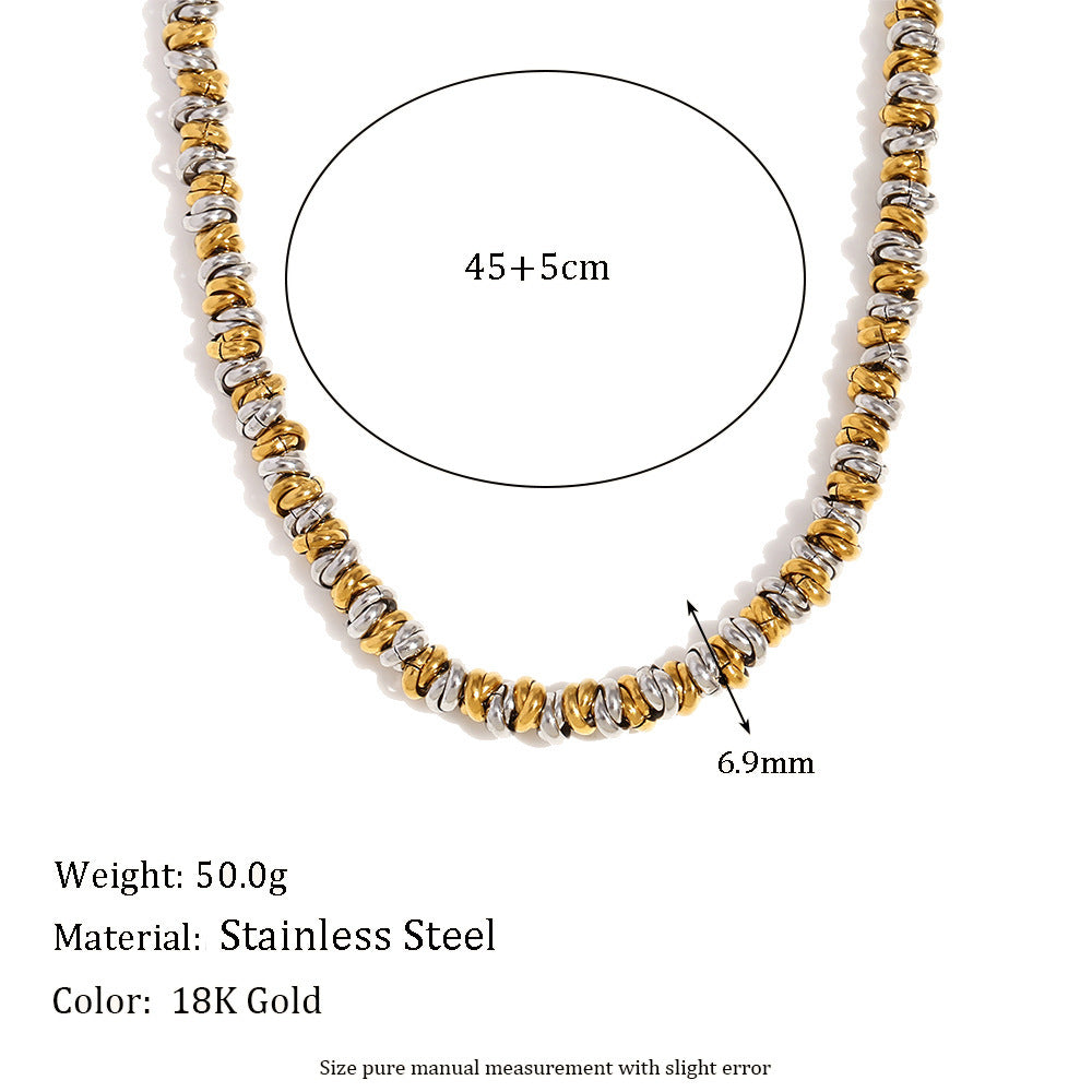 Collier en or assemblé à la main