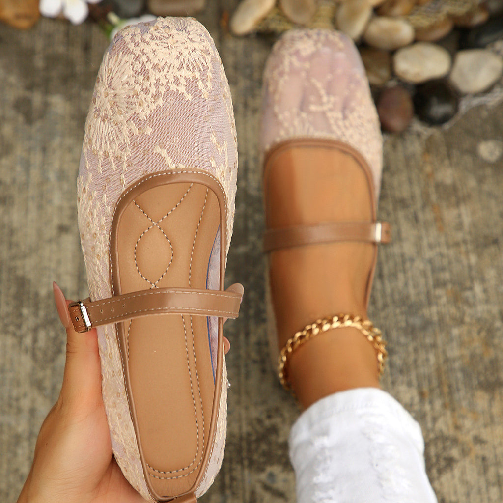Retro Mary Jane Flat