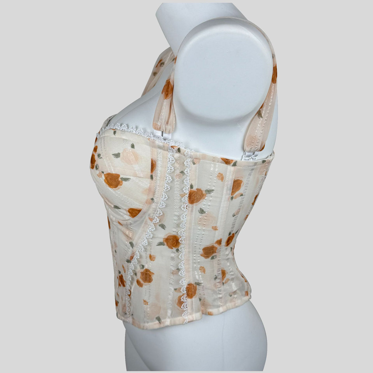 Corset encastré en dentelle à l'abricot
